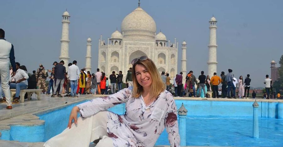 From New Delhi: Taj Mahal and Elephant Conservation Centre - A private Taj Mahal and elephant conservation combo from Delhi