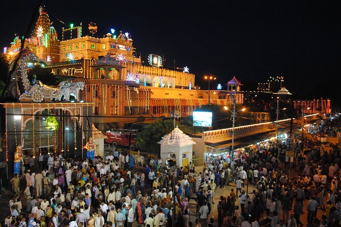 Full Day Agra, Mathura Vrindavan Tour Package from Delhi - Vrindavan and Shri Banke Bihari Temple