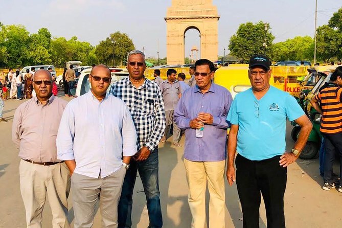 Full Day Delhi City Tour By Tuk Tuk - India Gate: the monuments break, with a photo-friendly drive-by