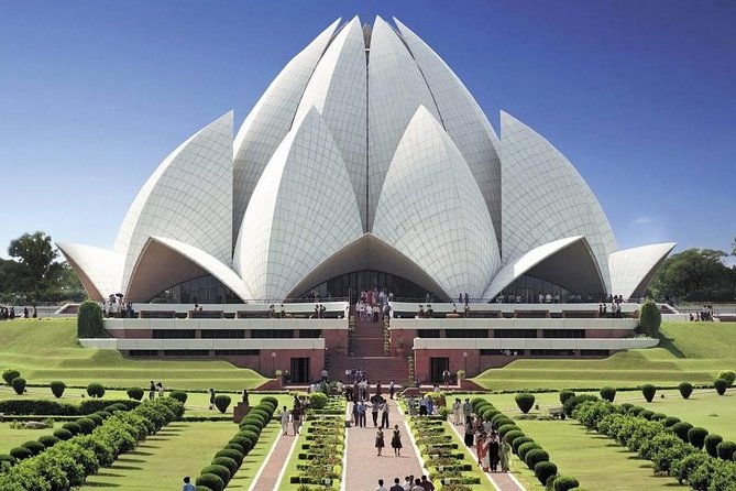 Full Day Delhi Tour - Red Fort: your first dose of Delhi’s Mughal-era scale (2 hours)