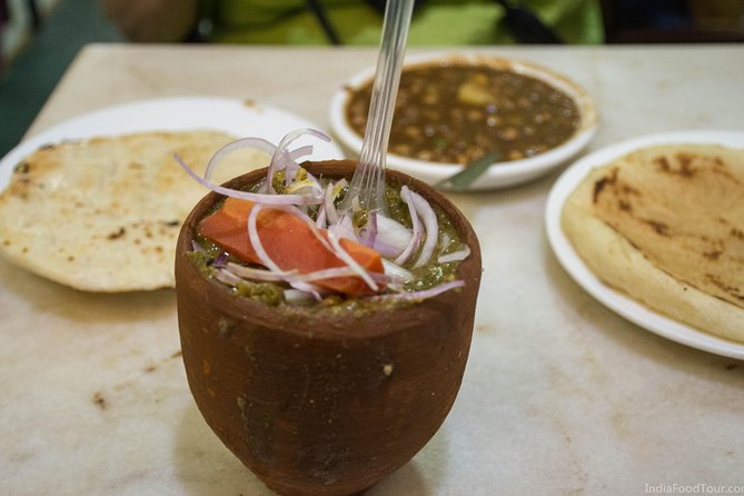 Full Day Food Tour Of Delhi with a chef. Includes Tea Tasting - Old Delhi to New Delhi: a route designed for eating real Delhi
