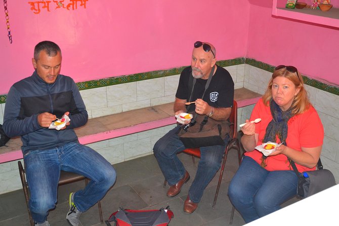Full Day Food Tour Of Delhi with a chef. Includes Tea Tasting - Pickup, meeting point, and how to not waste time