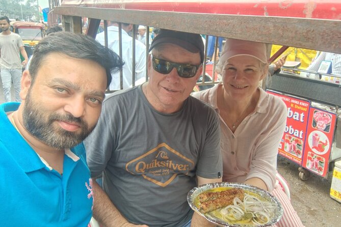 Full Day Private Guided Delhi City tour by Car with Guide - Gurudwara Bangla Sahib, where the story matters