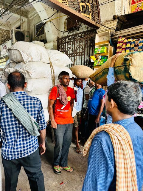 Full-Day Private Old and New Delhi Combo Tour - India Gate and Rashtrapati Bhavan, Big New Delhi From the Road