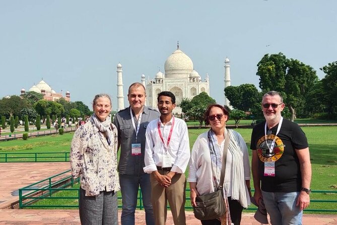 Full Day Private Taj Mahal Tour by Superfast Train from Delhi - Meeting Your Agra Guide And Getting To The Taj Mahal First