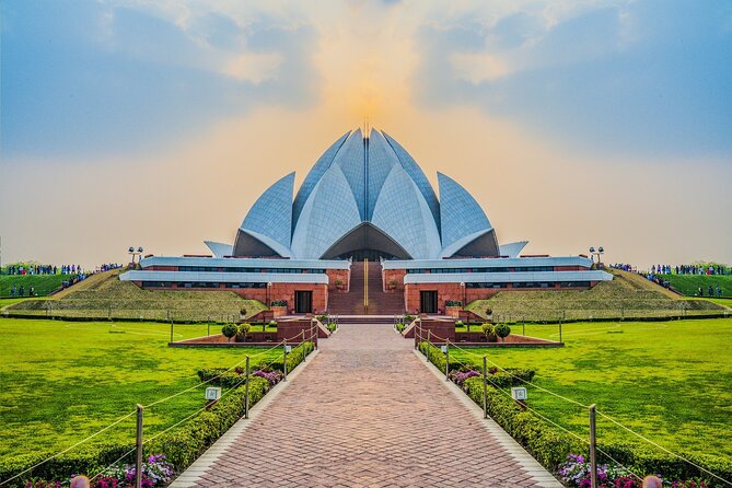Full Day Private Tour Of Old & New Delhi - Old Delhi to New Delhi: a smart way to understand Delhi
