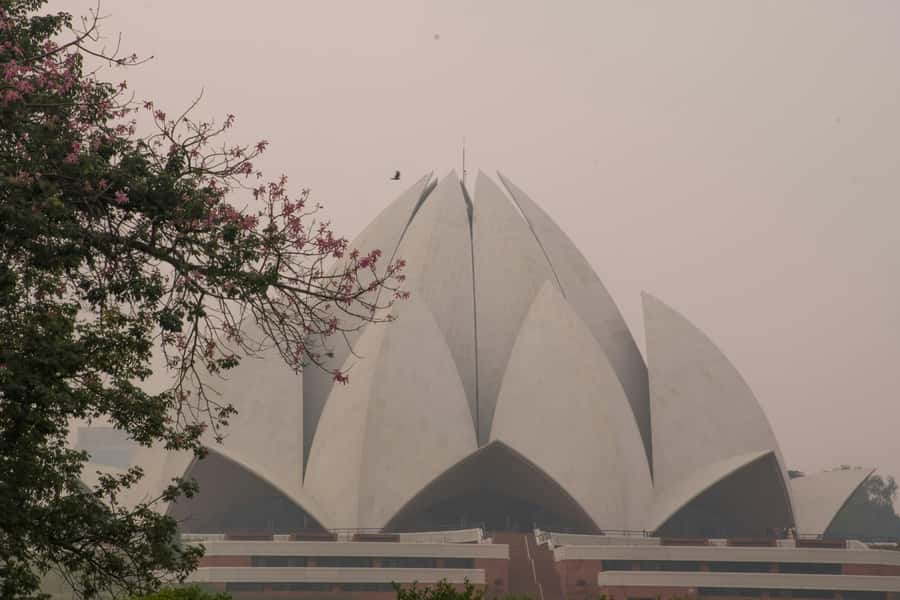 Full Day Tour of Old & New Delhi with India Iconic Red fort - Mughlai Lunch Option: Spices, Gravies, and What to Expect