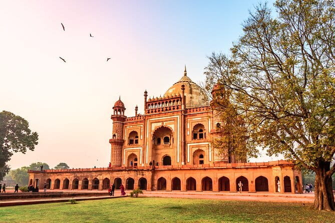 Golden Triangle India - Hotel Nights and Transport Comfort: Suryaa, Four Points, Grand Mercure