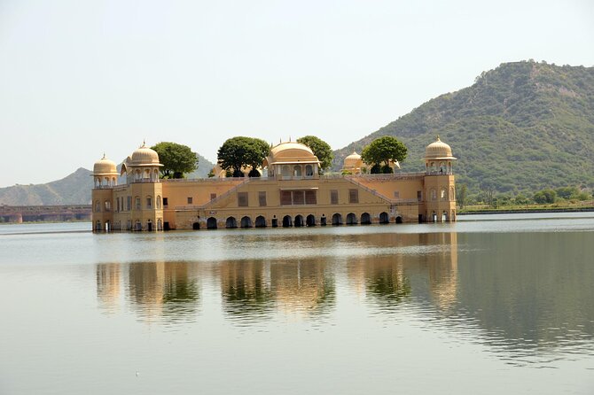 Golden Triangle: Private Delhi Agra Jaipur Tour 3 Nights 4 Days - Day 1 in Delhi, from India Gate to Lotus Temple and the Qutub Minar climb