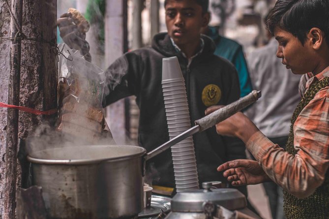 Guided 3‑hour rickshaw ride through Old Delhi with transfers - Chandni Chowk: the classic market street and where you can snack