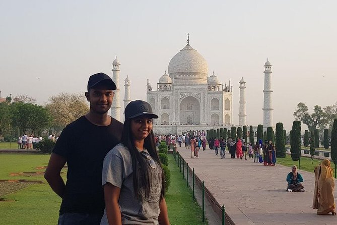 Guided Day Trip from Delhi to Agra & Fatehpur Sikri - The Taj Mahal: your two-hour window to actually look