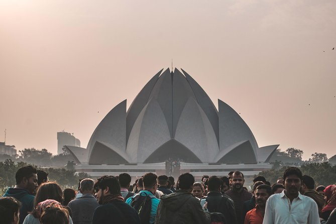 Half-Day Delhi Temple Tour with Pick-Up & Drop-Off - ISKCON Temple Delhi: Krishna devotion in about 40 minutes