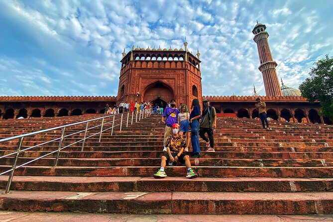Half-Day Premium Classic Old Delhi Cycling Tour - Unity in Diversity - Khari Baoli: the spice-market moment you’ll smell first