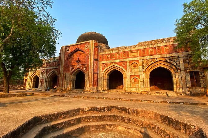Half-Day Premium Delhi Heritage Cycling Tour - An Illustrious Tryst with time - Coffee and coconut water at the end: a clean finish, not an abrupt exit