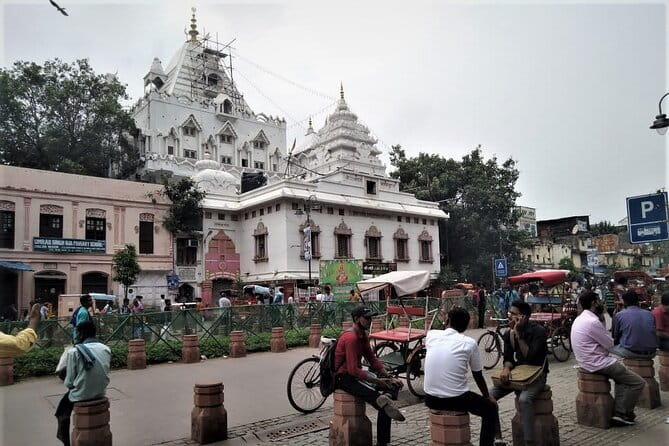 Half-Day Private Walking Tour of Old Delhi - Old Delhi by foot: why Shahjahanabad feels different
