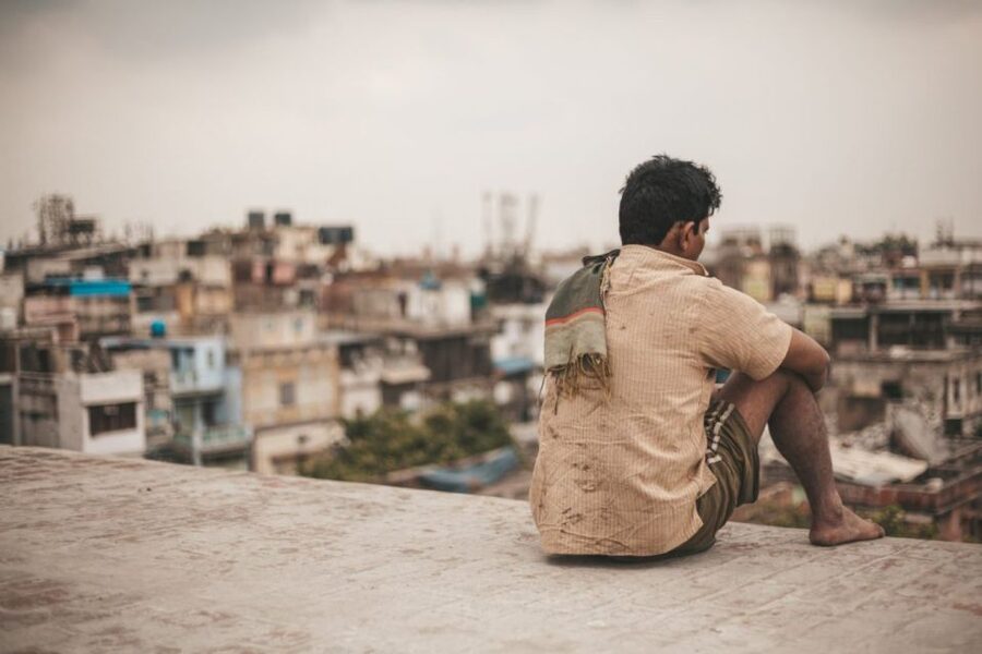 Half Day Slum Walking Tour Delhi - Faith Stops: Hindu Temple and Mosque on the Same Human Map