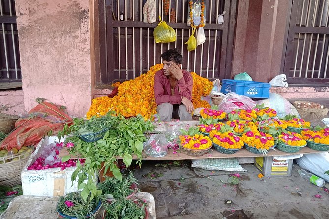 Hidden Gems of Old Delhi - Walk - Stop 1: Pasar Chandni Chowk, Old Delhi’s Most Intense Food and Market Feel