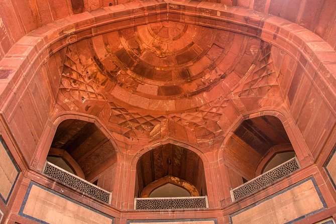 Humayun's Tomb tickets - Skip the line with Licensed Tour Guide - The tomb experience: seeing the Mughal garden-tomb idea, not just a photo spot