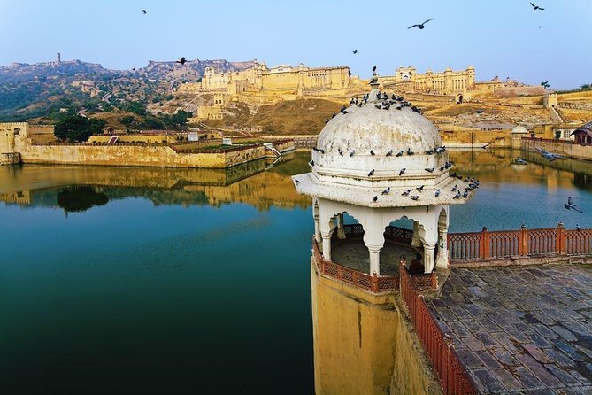 Jaipur City Private Day Tour From Delhi By Car-All Inclusive Tour - Hawa Mahal and City Palace, where Jaipur’s style shows fast