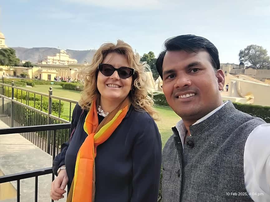 Jaipur Private Day Trip with Monument Tickets from New Delhi - Hawa Mahal, built in red and pink sandstone