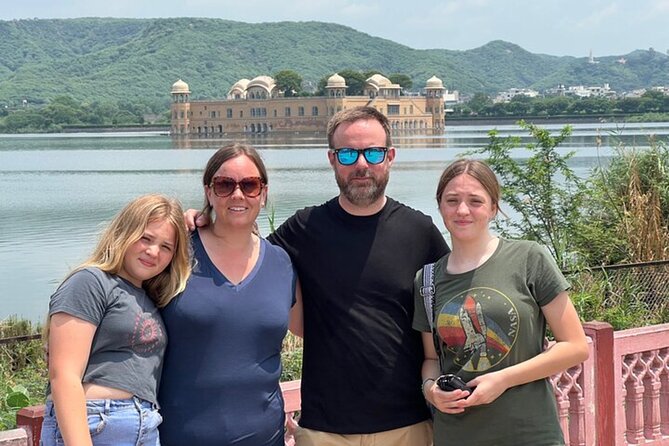 Jaipur Tour Pink City by Car From Delhi All Inclusive - From Delhi to Jaipur with a private chauffeur, not a chaotic scramble