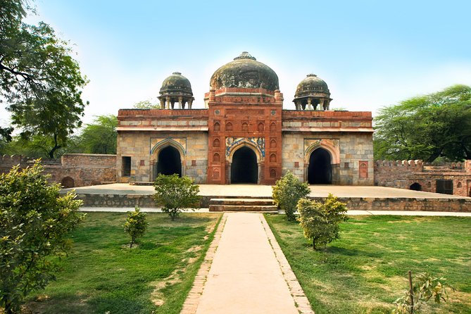 Lodhi Garden Heritage Walk - Lodhi Gardens for people who want calm, not chaos