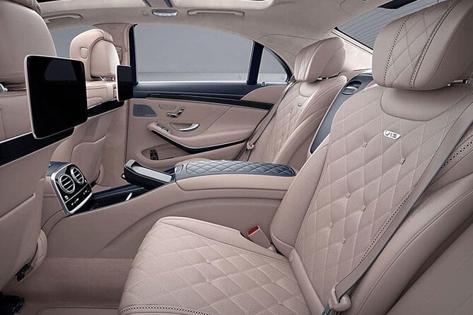 Luxury Taj Mahal Tour by Mercedes - BMW - Audi - How the Delhi-to-Agra schedule stays comfortable