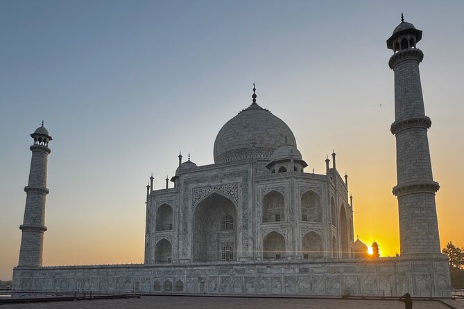 Luxury Taj Mahal Tour By SUPERFAST Train From Delhi - Markets in Agra from 3:30 PM: time for handicrafts, not a trap