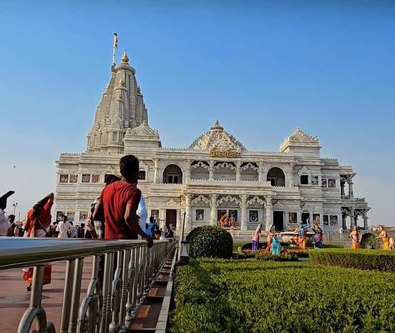 Magical Mathura Vrindavan Tour: Krishna's Homeland - Prem Mandir illuminated beauty, and why the closing time matters