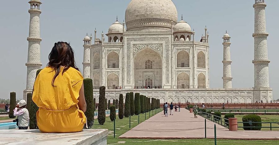 New Delhi: 2-Day Tour of Agra & Fatehpur by Superfast Train - Day 2: Taj Mahal at sunrise, then Baby Taj and Agra Fort