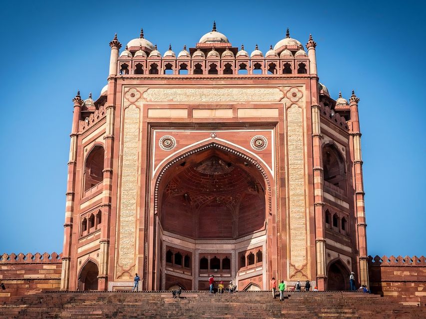 New Delhi: 2-Day Tour of Agra & Fatehpur by Superfast Train - Price and value: is $173 a good deal for two days?
