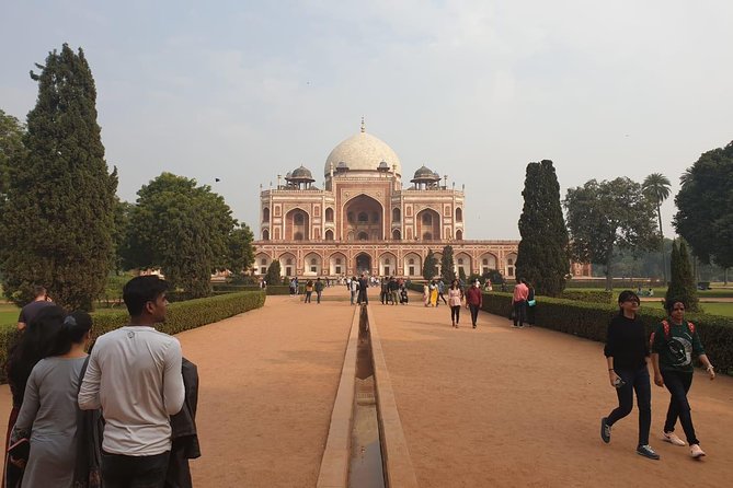 New Delhi and Old Delhi Private Tour 4-8 Hours - Customizable - Lotus Temple: a free, calm reset in the middle of the city rush