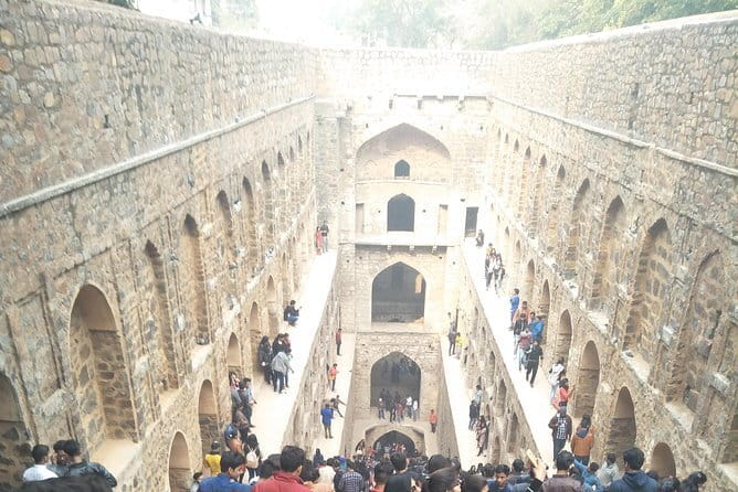 New Delhi and Old Delhi Sightseeing Tour - Price and value: $85 for admissions, lunch, and private transport