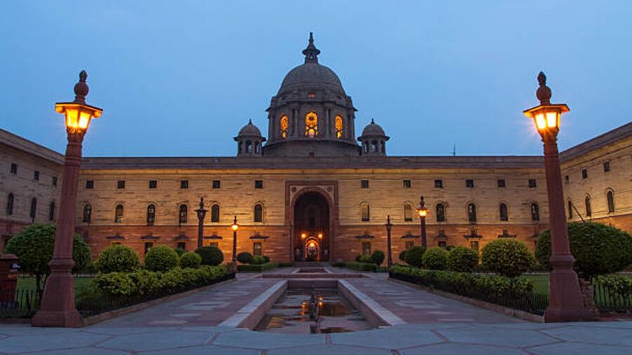 New Delhi: Delhi Night/ Evening Tour by Car - 4hr - ISKCON Temple in the Evening: When You Might Need Patience