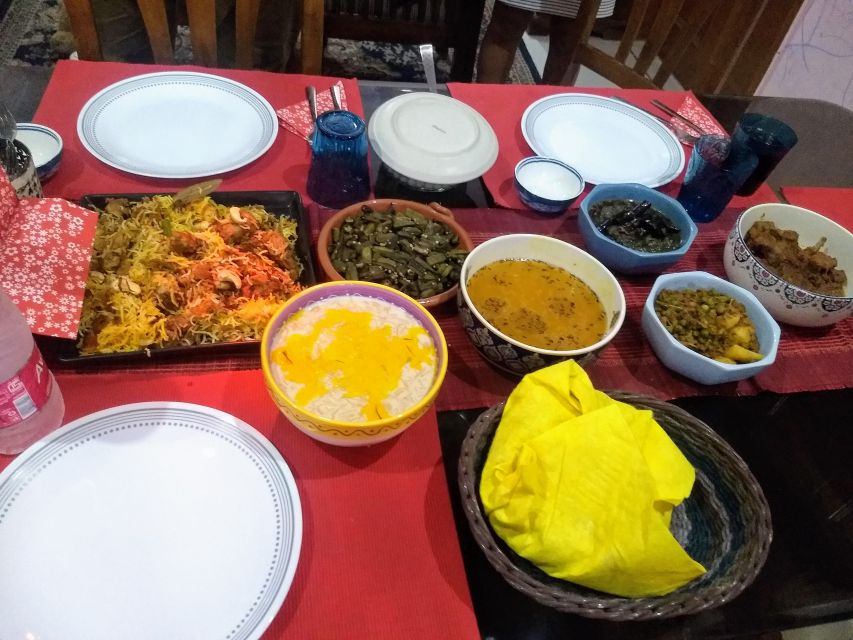 New Delhi: Full-Day Cooking Class learn 8 dishes with Locals - Dinner: build it from curry to kebabs to biryani