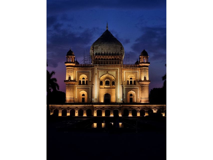 New Delhi: Guided Night Photography & Heritage Tour of Delhi - Meeting at Jor Bagh, then shooting Delhi after dark