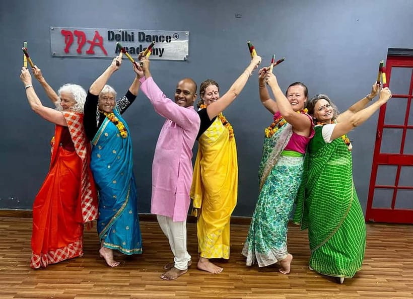 New Delhi: Namaste India Bollywood Dance Workshop - The traditional welcome, malas and teekas, and why it matters