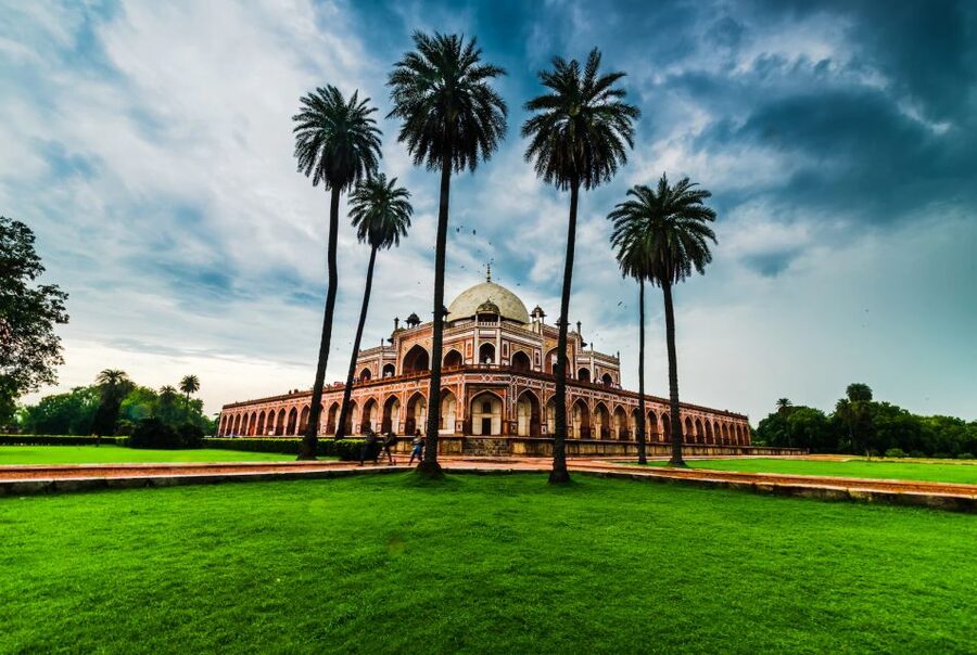 New Delhi: Private 3-Day Golden Triangle Tour with Lodging - Fatehpur Sikri and Chand Baori: the “City of Mughals” stop