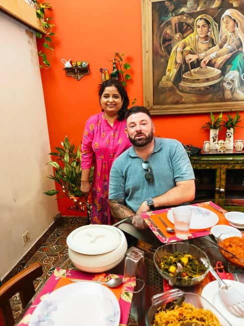 New Delhi: Traditional Indian Cooking Class & Market Visit - New Delhi cooking class with Lubna, the market first
