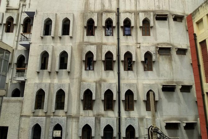 Nizamuddin Tour - Hazrat Nizamuddin Auliya: your first big moment
