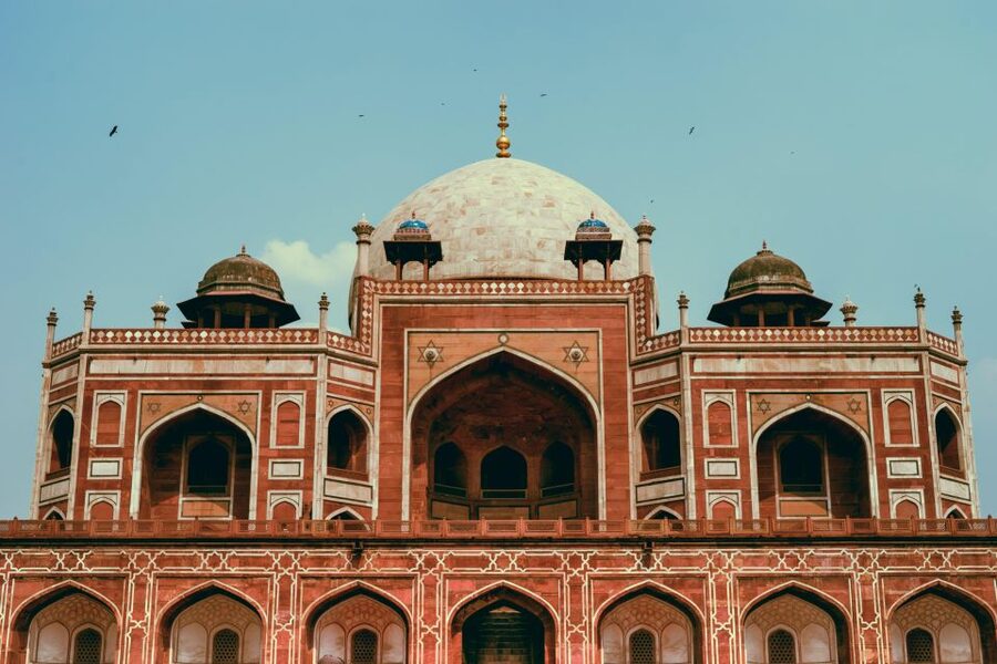 Old and New Delhi: 8-Hour Private City Tour - Agrasen Ki Baoli: The Step Well Stop You’ll Actually Remember