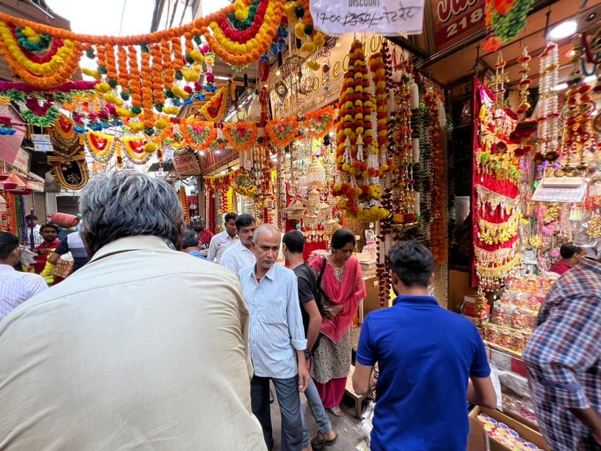 Old and New Delhi City Private Day Tour - 4 to 8 Hours - Private guide wins, including the name you might get