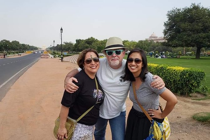 Old and New Delhi Highlights: Private Full-Day Tour - Raj Ghat First, Then the Mughal Power Stops