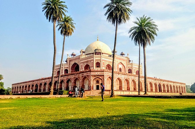 Old and New Delhi Private Guided City Tour - Qutub Minar: included UNESCO time with a legendary silhouette