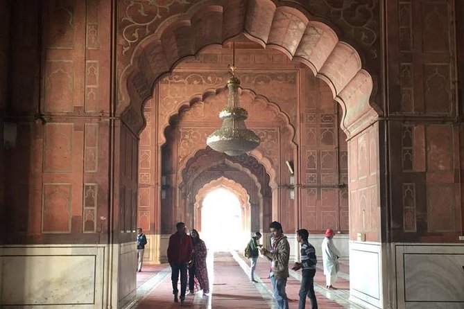 Old and New Delhi Sightseeing Tour with Rickshaw Ride - Hotel pickup and private air-conditioned car, not Delhi taxi roulette