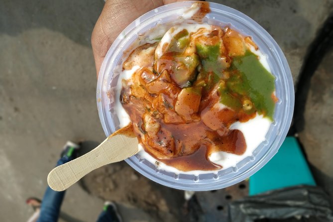 Old and New Delhi Street Food Sampling - Kamla Nagar: market energy and real help with bargaining