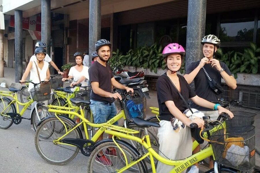 Old Delhi: 3.5-Hour Small-Group Bike Tour with Breakfast - The Paratha Breakfast Stop: Your Reward at the Right Time