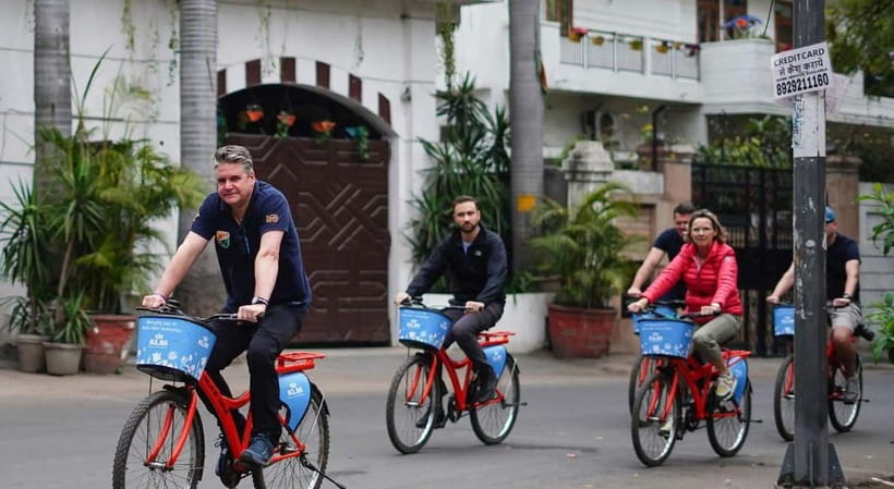 Old Delhi Bike Tour Morning 4 Hours: Delhi By Cycle - Meeting point: finding the orange cycles quickly