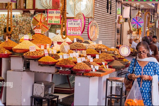 Old Delhi Cultural, Temples, Heritage Walking Street Food Tour - Chawri Bazaar warm-up: snacks and market orientation