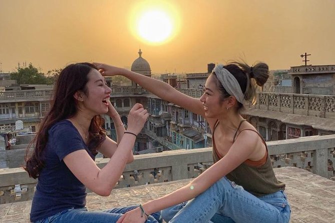 Old Delhi Food-Spice Market-Temples Tour Soon Featured on NETFLIX - Why this Old Delhi food-temples route beats a standard walkthrough